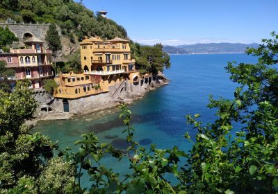 La vista suggestiva tra Paraggi e Portofino